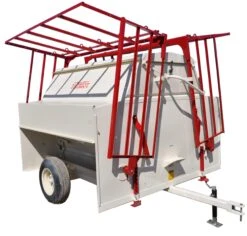 Patriot Creep Feeder 150 Bushel W/ Corral Gates